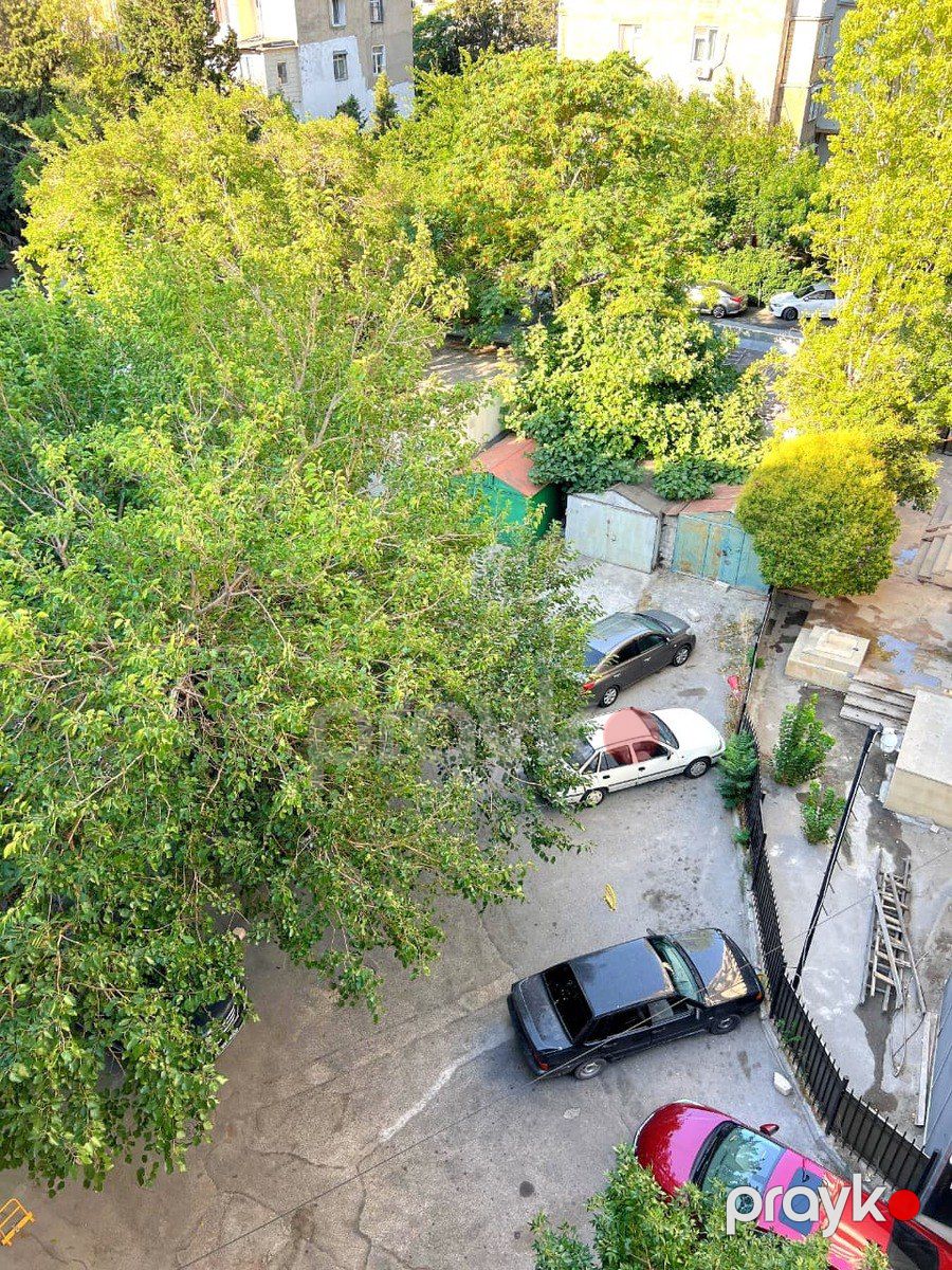 Satılır 2 otaqlı köhnə tikili 65.5 m² — Mənzil, Bakı (5)