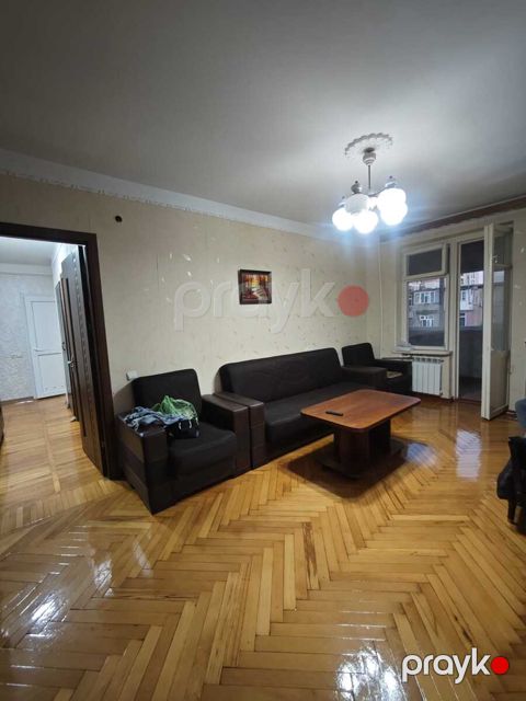 İcarəyə verilir 2 otaqlı köhnə tikili 70 m² — Bakı
