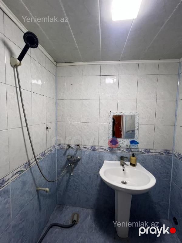 Satılır 2 otaqlı Bina evi menzil (Köhnə tikili), 60 m², 10-cu mikrorayon — Mənzil, Sumqayıt (10)