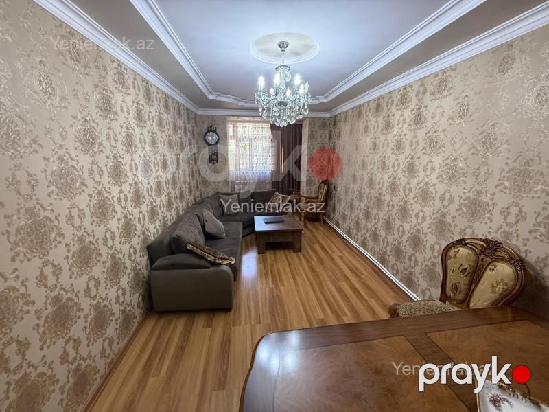 Satılır 4 otaqlı Bina evi menzil (Köhnə tikili), 90 m², 9-cu mikrorayon — Mənzil, Sumqayıt (2)