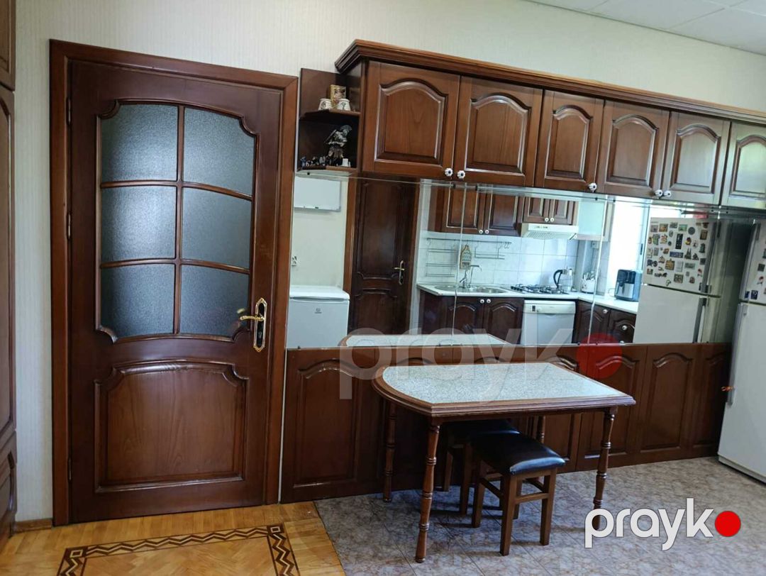 Satılır 3 otaqlı köhnə tikili 100 m² — Mənzil, Bakı (12)