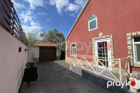 Satılır 3 otaqlı həyət evi/bağ evi 90 m² — Bakı