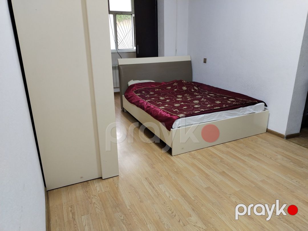 Satılır 1 otaqlı köhnə tikili 45 m² — Mənzil, Bakı (2)