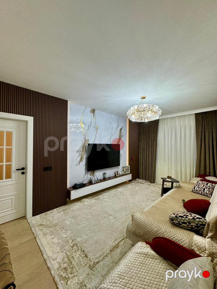 Satılır 4 otaqlı köhnə tikili 110 m² — Mənzil, Bakı (9)