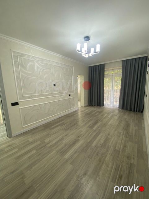 Satılır 3 otaqlı köhnə tikili 65 m² — Bakı