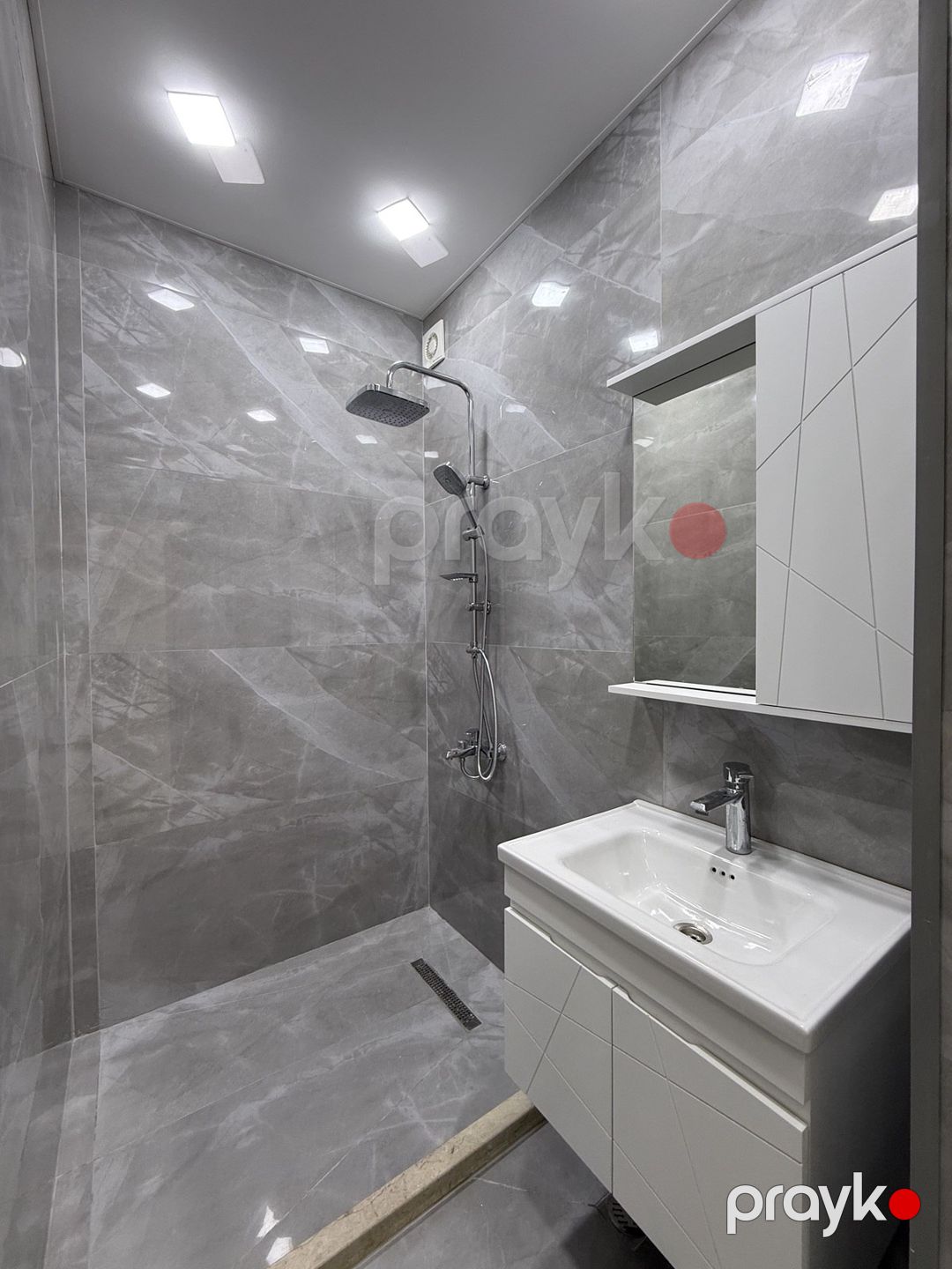 Satılır 2 otaqlı köhnə tikili 65 m² — Mənzil, Bakı (8)