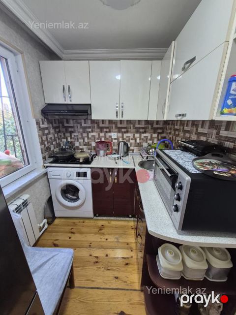 Satılır 2 otaqlı Bina evi menzil (Köhnə tikili), 65 m², Nizami rayonu — Bakı