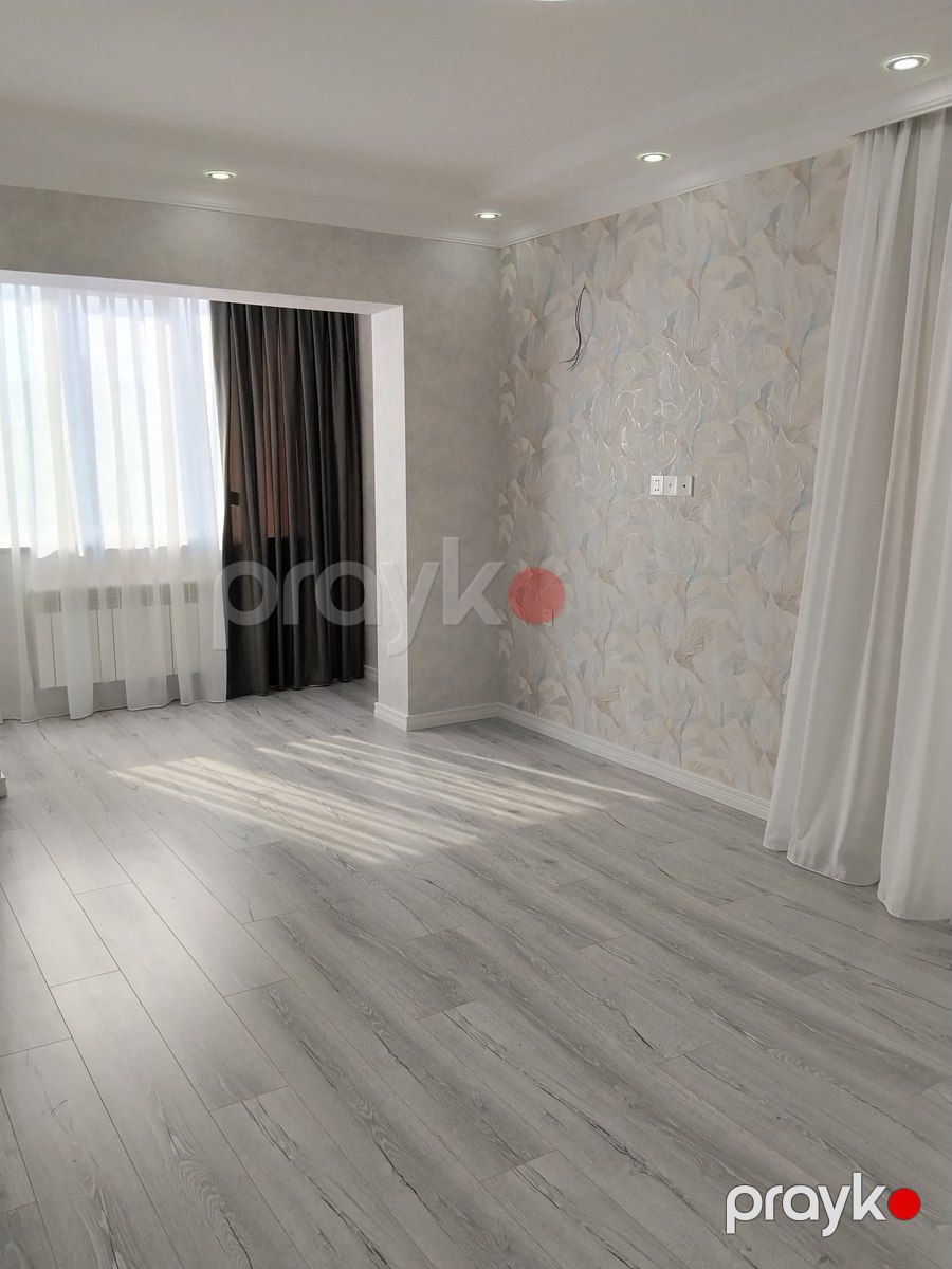 Satılır 2 otaqlı köhnə tikili 62 m² — Mənzil, Bakı (2)