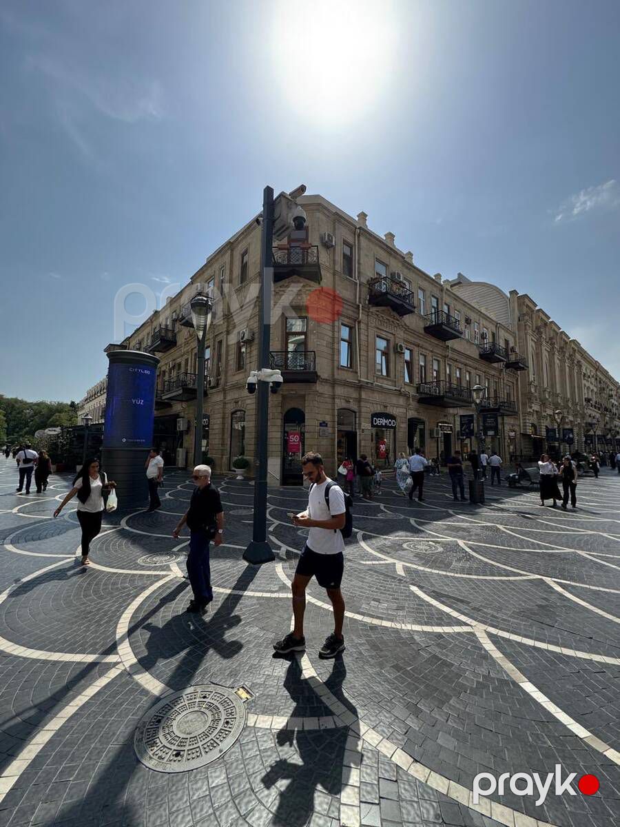 Satılır 3 otaqlı köhnə tikili 75 m² — Mənzil, Bakı (2)