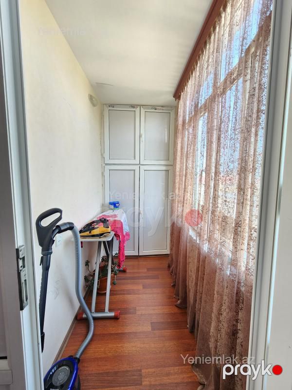 Satılır 2 otaqlı Bina evi menzil (Köhnə tikili), 50 m², 6-cı mikrorayon — Mənzil, Sumqayıt (11)