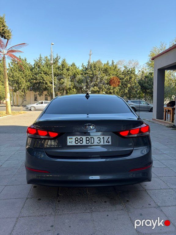 Hyundai Elantra, 1.6 L, 2018 il, 200 000 km — Avtomobillər, Mingəçevir (3)
