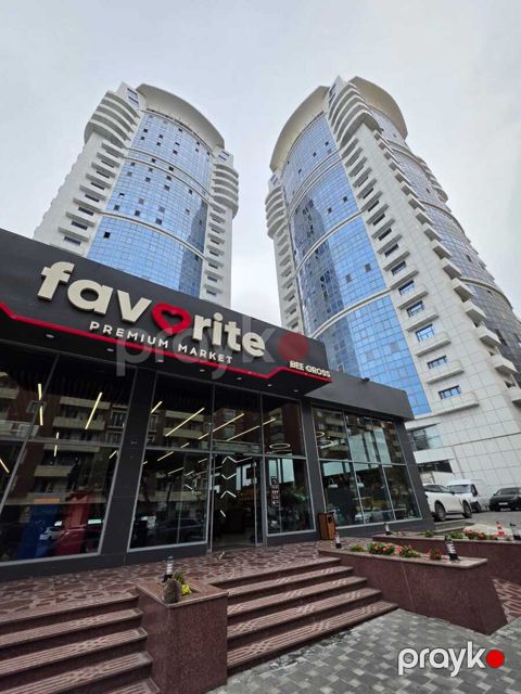 Satılır 4 otaqlı yeni tikili 240 m² — Bakı