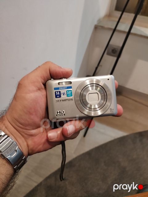 Olympus VG-120 14 Megapıxel islek veziyyetdedir birce sekilde — Bakı