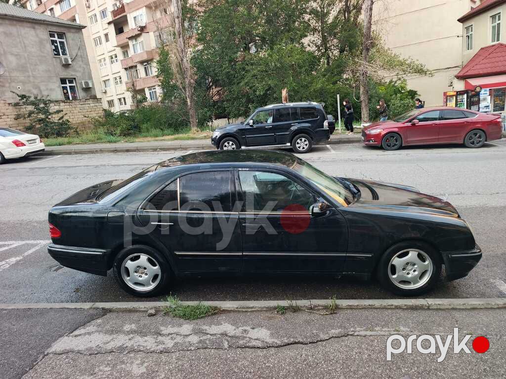 Mercedes E 270, 2.7 L, 2001 il, 235 000 km — Avtomobillər, Bakı (4)
