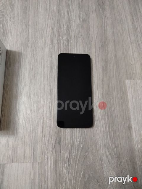 Redmi 13, 256 GB, rəng - Qara, Zəmanət, Barmaq izi, Simsiz şarj — Bakı