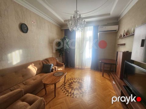 İcarəyə verilir 2 otaqlı köhnə tikili 70 m² — Bakı
