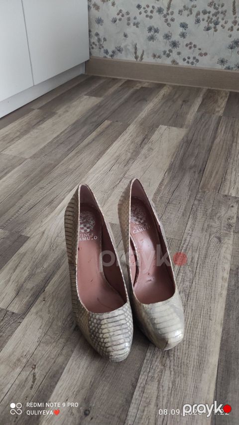 Vince Camuto qadın tufliləri - Model: klassik xəttli stiletto — Bakı