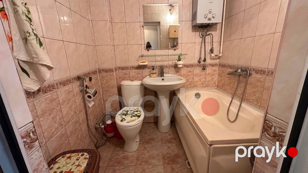 Satılır 2 otaqlı köhnə tikili 47 m² — Mənzil, Bakı (12)