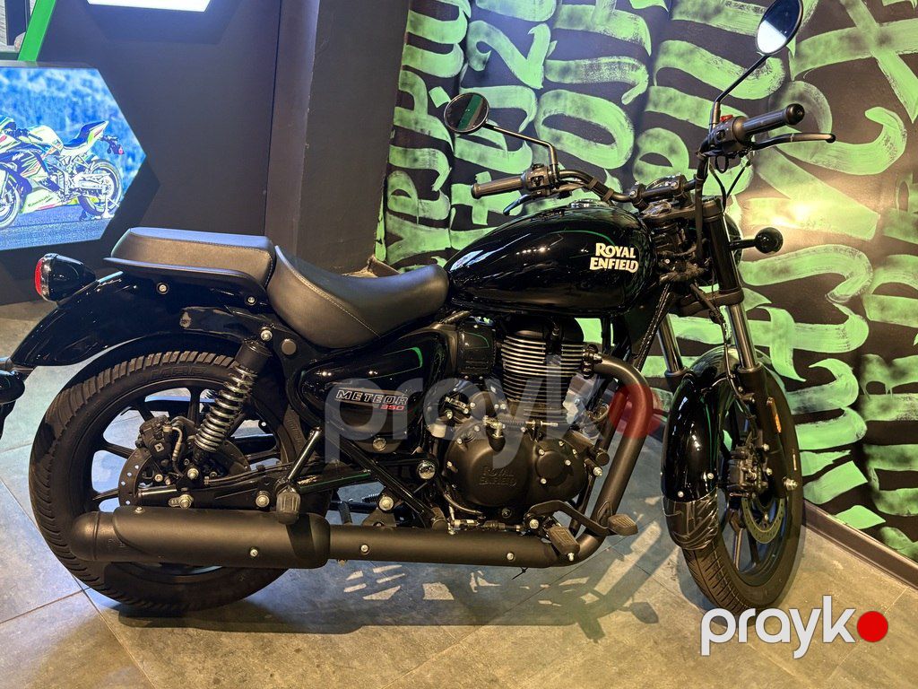 Royal Enfield Meteor 350, 350 sm3, 2025 il, yeni — Motosikletlər, Bakı (2)