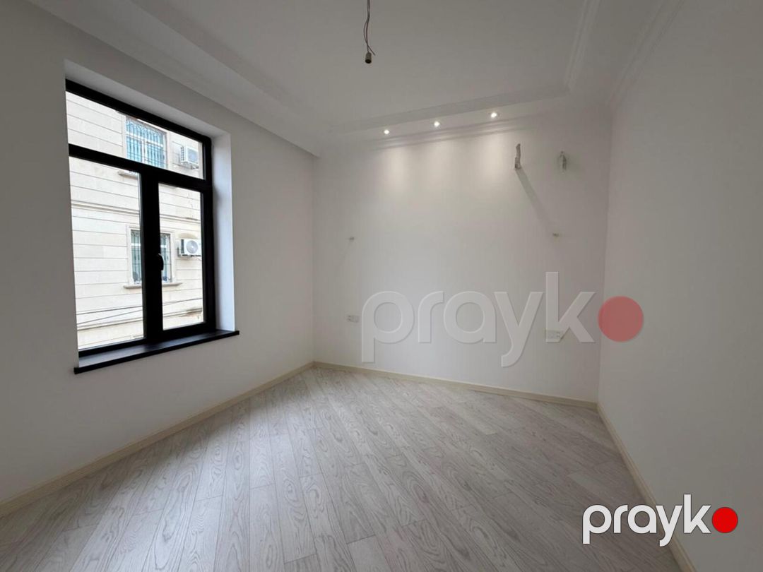 Satılır 6 otaqlı həyət evi/bağ evi 330 m² — Ev, villa, Bakı (6)