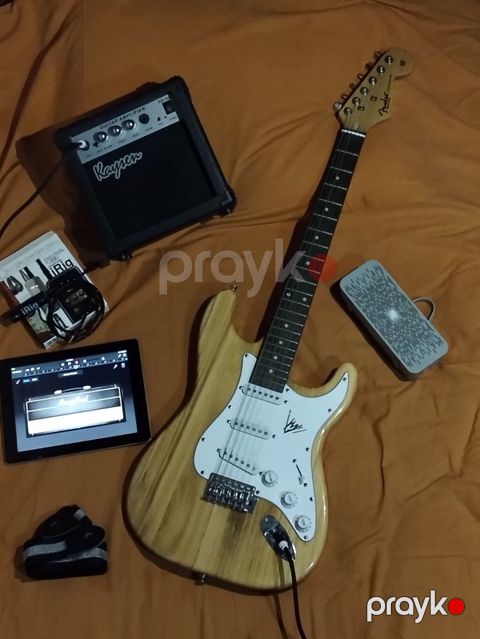 Elektron gitara, Fender, 6 sim, İşlənmiş, Pulsuz çatdırılma — Bakı