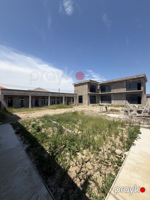 Satılır 6 otaqlı həyət evi/bağ evi 360 m² — Bakı