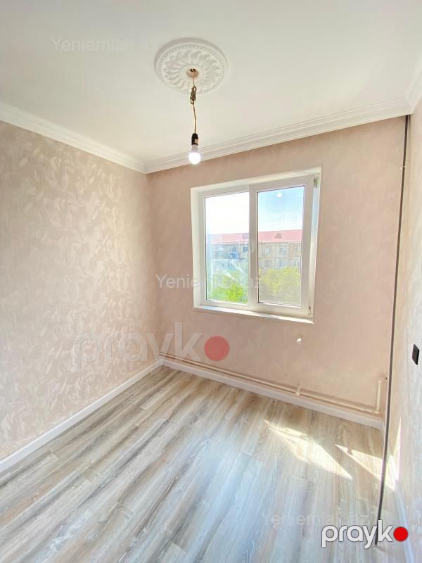 Satılır 2 otaqlı Bina evi menzil (Köhnə tikili), 50 m², 4-cü mikrorayon — Mənzil, Sumqayıt (8)