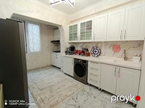 Satılır 2 otaqlı Bina evi menzil (Köhnə tikili), 65 m², Yasamal rayonu — Bakı
