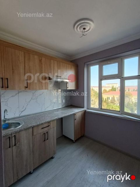 Satılır 1 otaqlı Bina evi menzil (Köhnə tikili), 33 m², 8-ci mikrorayon — Sumqayıt