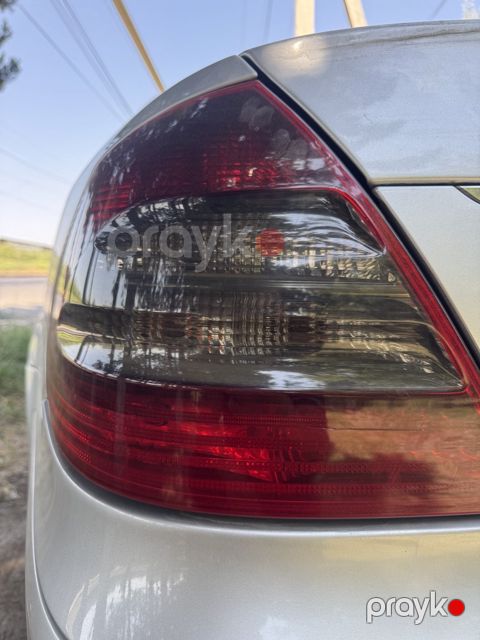 Mercedes W211 2007 stop işığı — Bakı