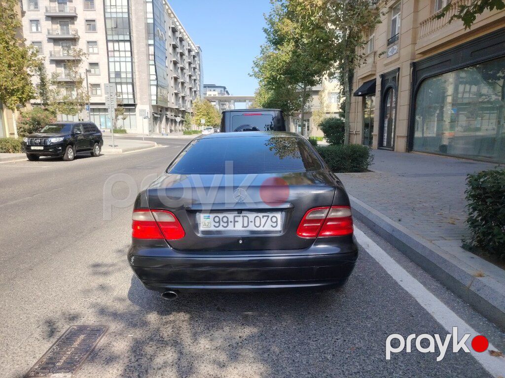 Mercedes CLK 200, 2.0 L, 2000 il, 850 000 km — Avtomobillər, Bakı (4)