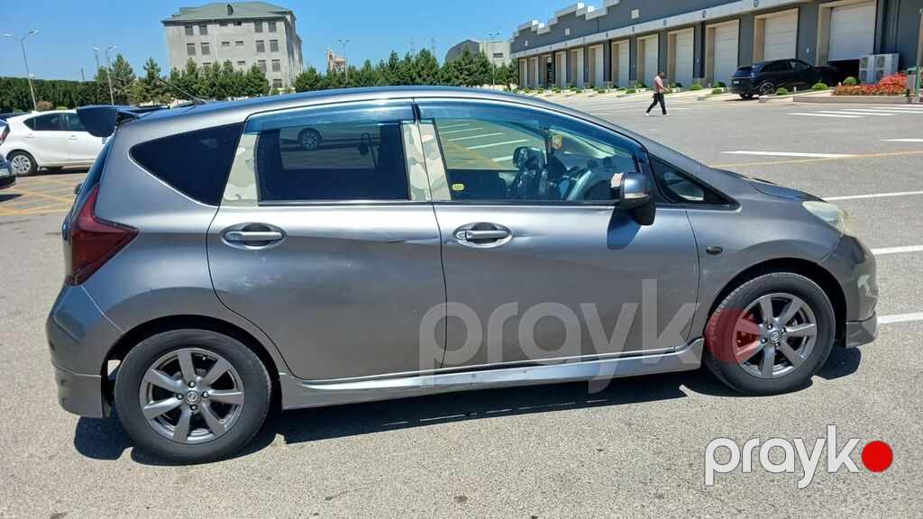 Nissan Note (JDM) – şəhər üçün kompak və geniş hetçbek Mühərrik və — Avtomobillər, Digah (5)