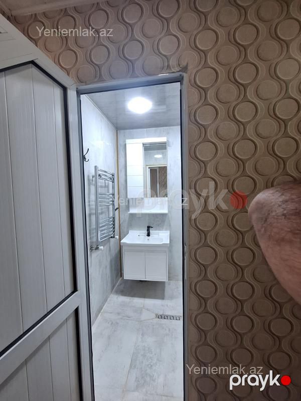 Satılır 3 otaqlı Bina evi menzil (Köhnə tikili), 74 m², 10-cu mikrorayon — Mənzil, Sumqayıt (12)