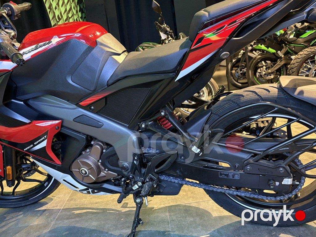 Bajaj Pulsar RS 200, 200 sm3, 2026 il, yeni — Motosikletlər, Bakı (5)