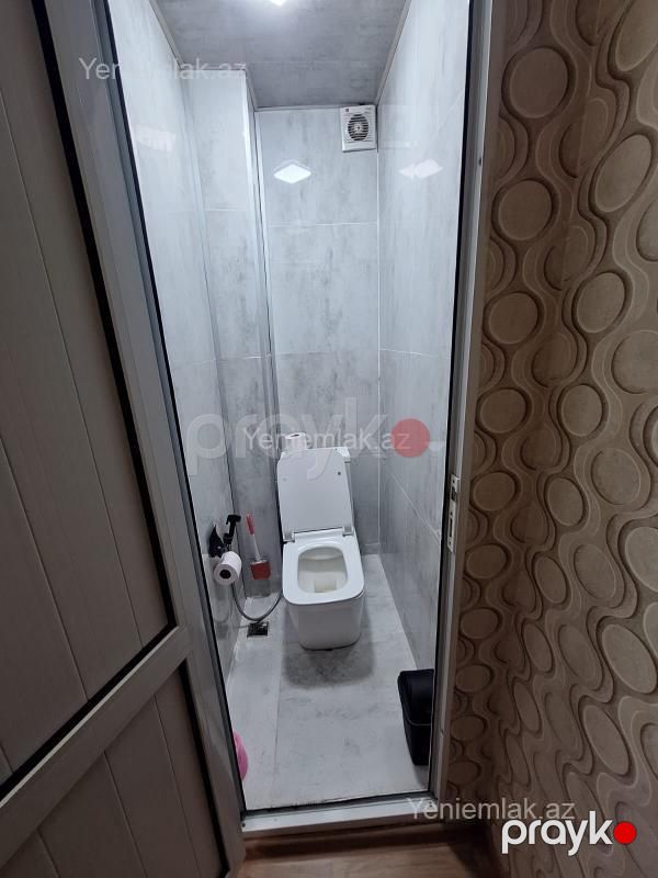 Satılır 3 otaqlı Bina evi menzil (Köhnə tikili), 74 m², 10-cu mikrorayon — Mənzil, Sumqayıt (9)