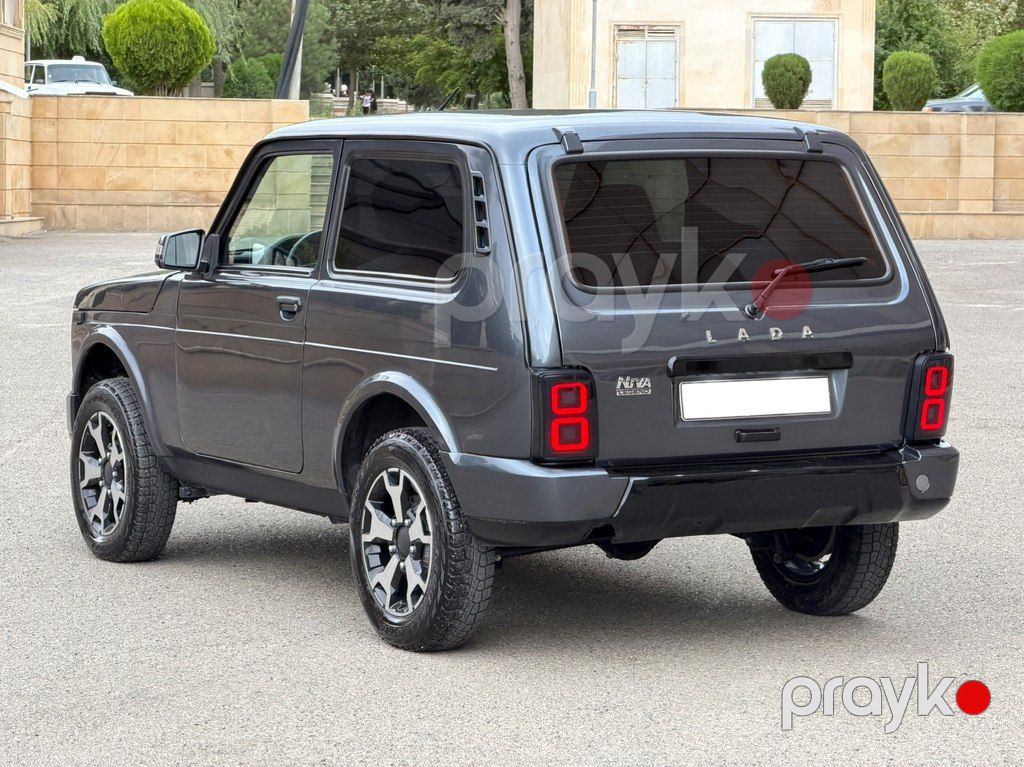 Lada (VAZ) Niva, 1.7 L, 2022 il, 51 000 km — Avtomobillər, Gəncə (9)