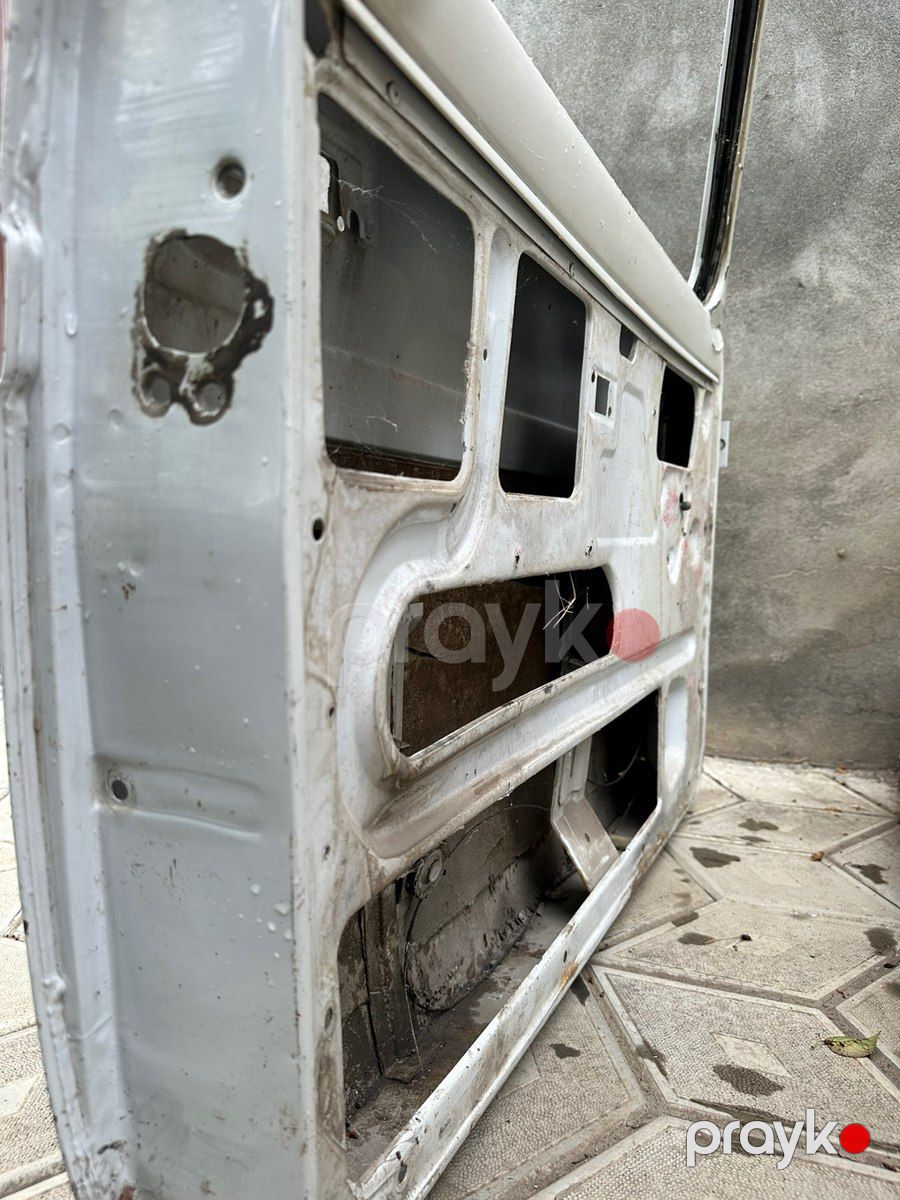 Lada (VAZ) Niva qapısı — Ehtiyat hissələri və aksesuarlar, Bakı (5)