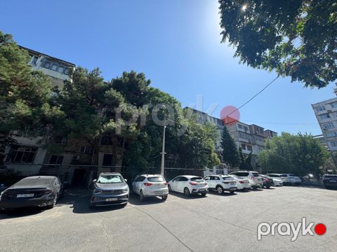 İcarəyə verilir 4 otaqlı köhnə tikili 100 m² — Bakı