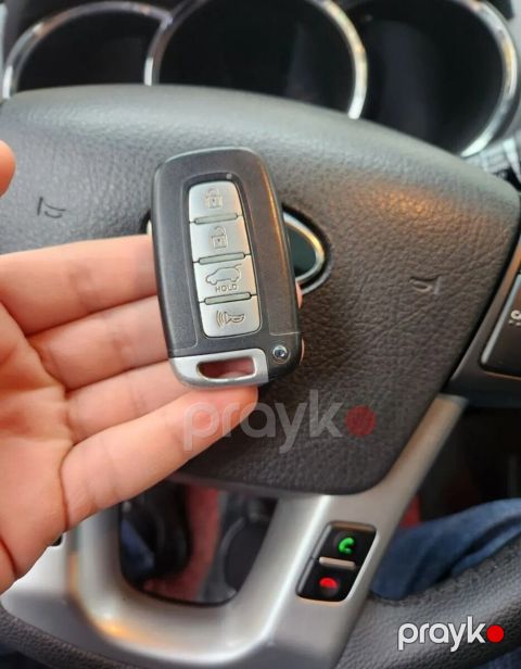 Kia Sorento açarı — Bakı