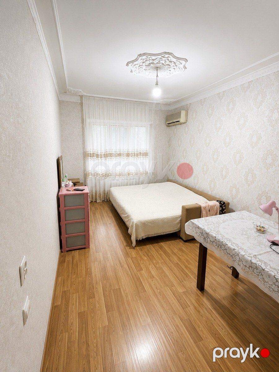 Satılır 2 otaqlı köhnə tikili 70 m² — Mənzil, Bakı (2)