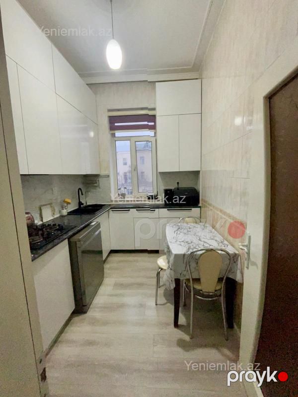 Satılır 4 otaqlı Bina evi menzil (Köhnə tikili), 71 m², Nərimanov rayonu — Mənzil, Bakı (4)