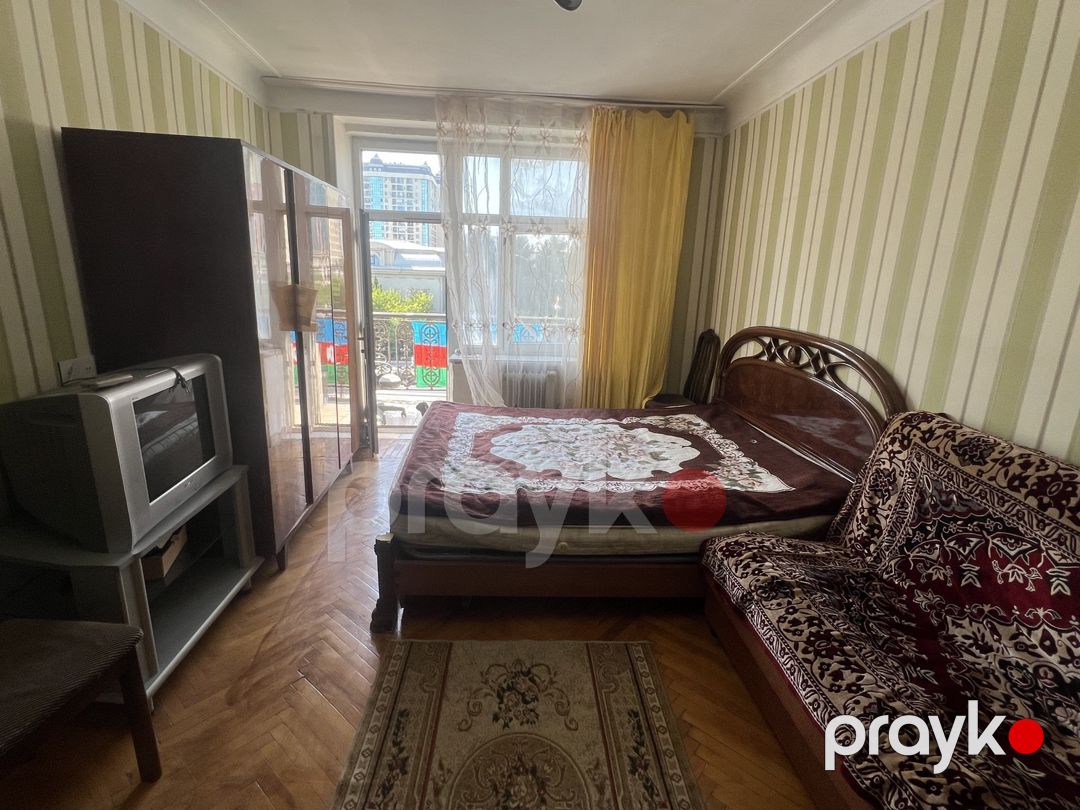 Satılır 1 otaqlı köhnə tikili 32 m² — Mənzil, Bakı (5)
