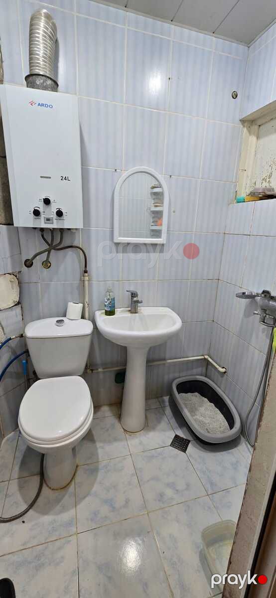 Satılır 2 otaqlı köhnə tikili 40 m² — Mənzil, Bakı (9)