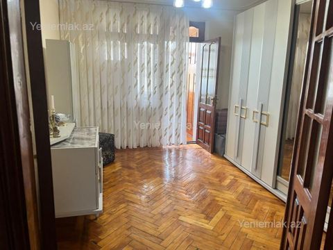 Satılır 3 otaqlı Bina evi menzil (Köhnə tikili), 76 m², 1-ci mikrorayon — Sumqayıt