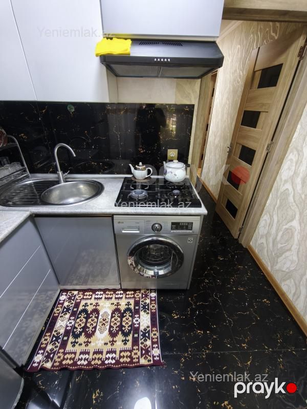 Satılır 1 otaqlı Bina evi menzil (Köhnə tikili), 30 m², 1-ci mikrorayon — Mənzil, Sumqayıt (10)