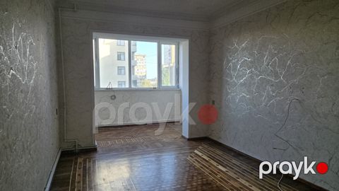 Satılır 3 otaqlı köhnə tikili 85 m² — Bakı