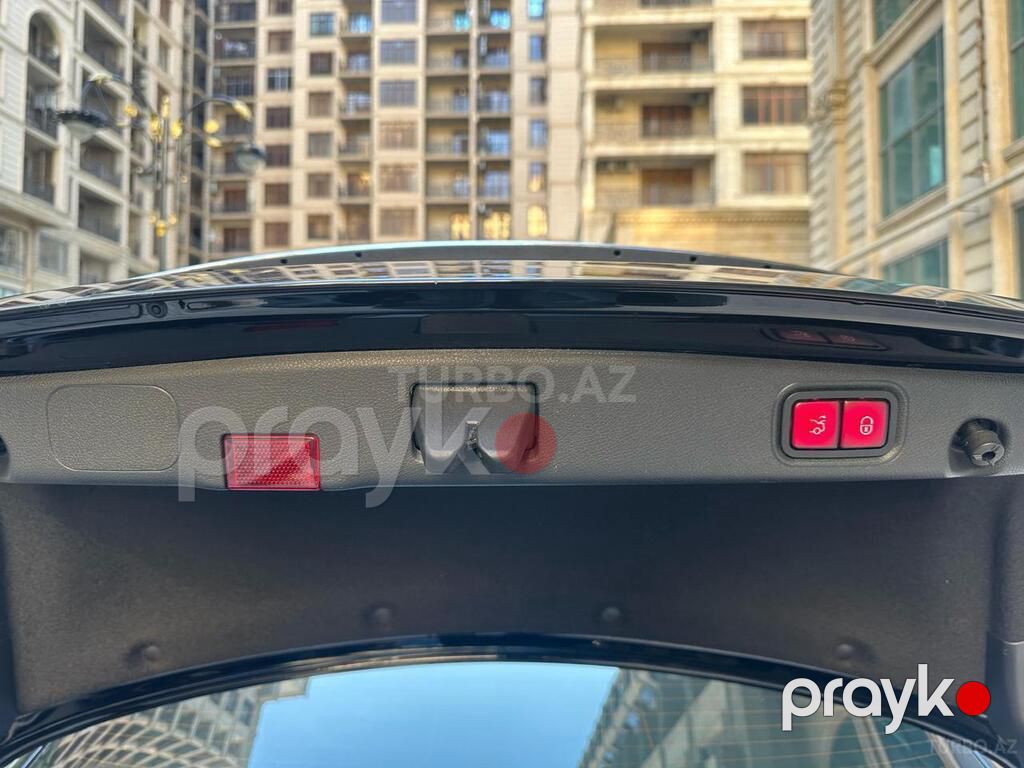 Mercedes E 200 4MATIC, 2.0 L, 2020 il, 130 000 km — Avtomobillər, Bakı (4)