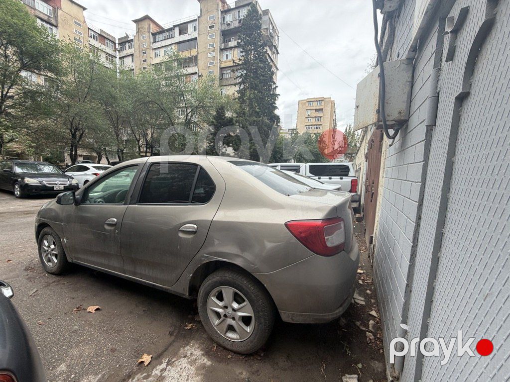 Renault Logan, 1.6 L, 2013 il, 510 000 km — Avtomobillər, Bakı (4)