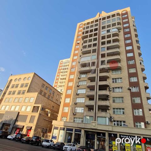 Satılır 3 otaqlı yeni tikili 145 m² — Bakı