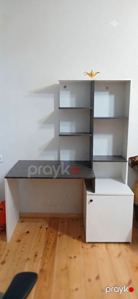 Künc masa, Polkalı, Siyirməsiz, Sadə laminat, Zəmanətsiz, Kredit yoxdur — Sumqayıt